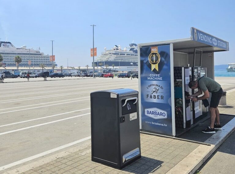 PortofSplit3-900x670